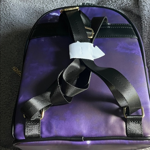 Hocus Pocus Sanderson’s House Mini Bookbag - Picture 6 of 10